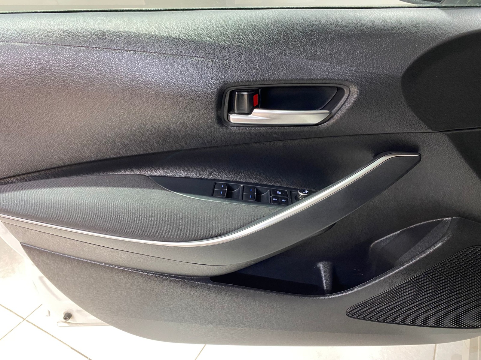 2022 Hybrid Otomatik Toyota Corolla Beyaz Gürel Tasarım Aksesuar Otomotiv San. Tic. Ltd. Şti.