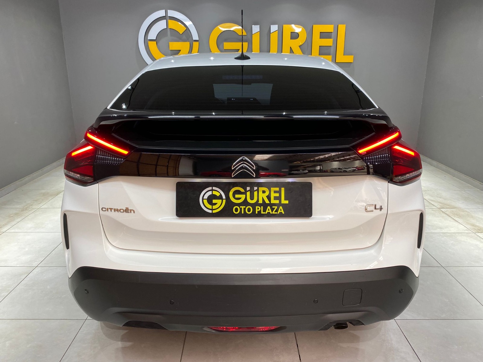 2022 Benzin Manuel Citroen C4 Beyaz Gürel Tasarım Aksesuar Otomotiv San. Tic. Ltd. Şti.