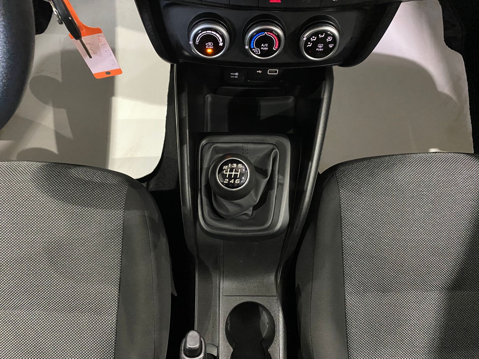 2021 Dizel Manuel Fiat Egea Beyaz Gürel Tasarım Aksesuar Otomotiv San. Tic. Ltd. Şti.