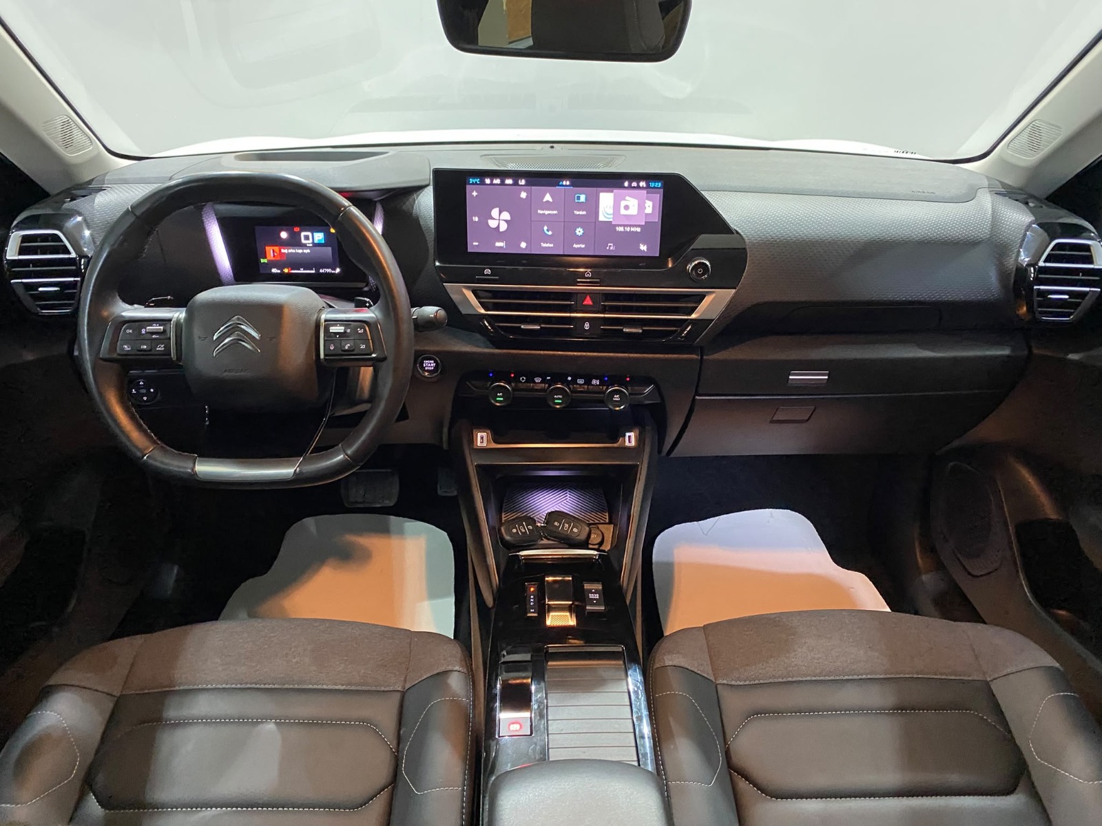 2023 Benzin Otomatik Citroen C4 Beyaz Gürel Tasarım Aksesuar Otomotiv San. Tic. Ltd. Şti.