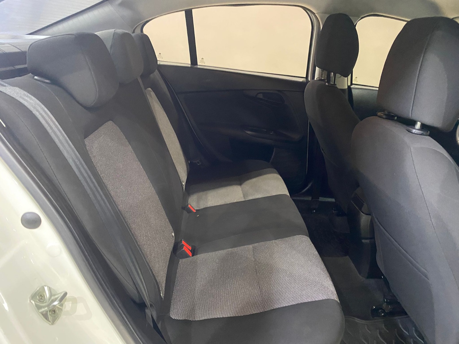 2018 Benzin Manuel Fiat Egea Beyaz Gürel Tasarım Aksesuar Otomotiv San. Tic. Ltd. Şti.