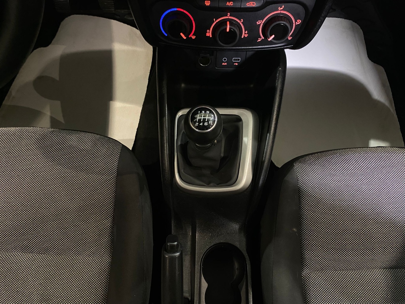 2018 Benzin Manuel Fiat Egea Beyaz Gürel Tasarım Aksesuar Otomotiv San. Tic. Ltd. Şti.