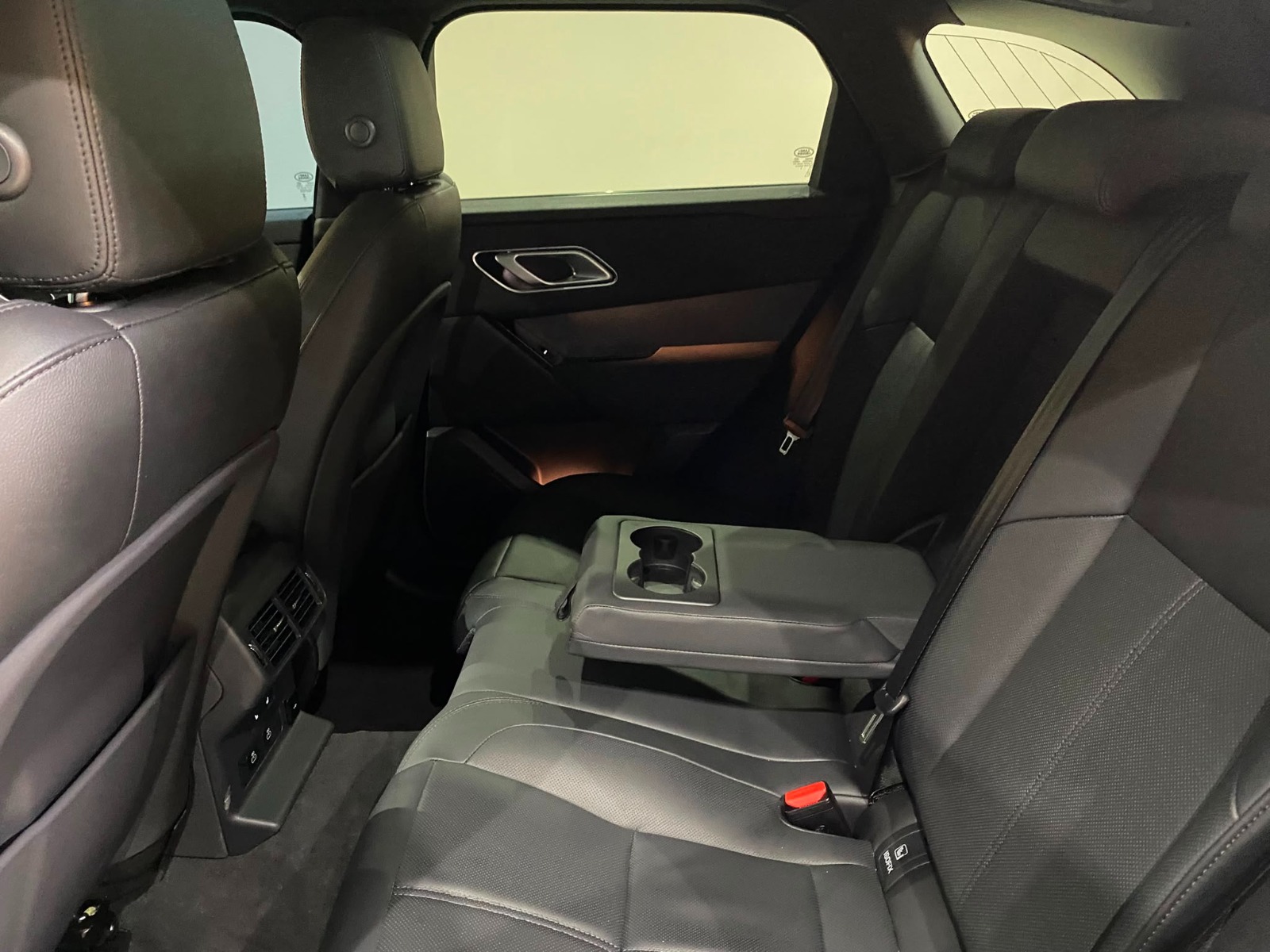 2024 Dizel Otomatik Land Rover Range Rover Velar Siyah Gürel Tasarım Aksesuar Otomotiv San. Tic. Ltd. Şti.