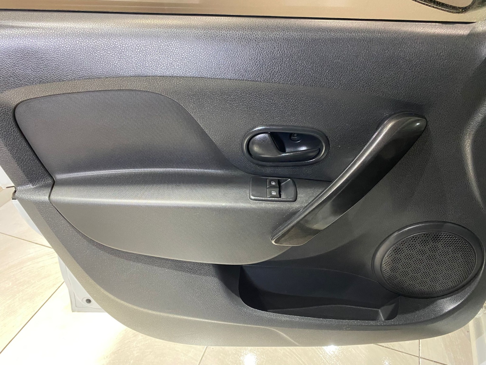 2019 Benzin Manuel Renault Symbol Beyaz Gürel Tasarım Aksesuar Otomotiv San. Tic. Ltd. Şti.