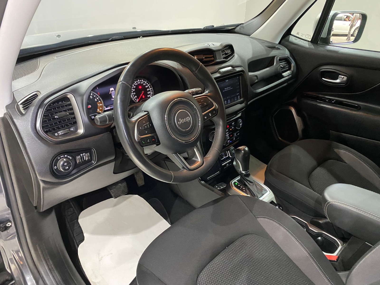 2022 Benzin Otomatik Jeep Renegade Gri Gürel Tasarım Aksesuar Otomotiv San. Tic. Ltd. Şti.