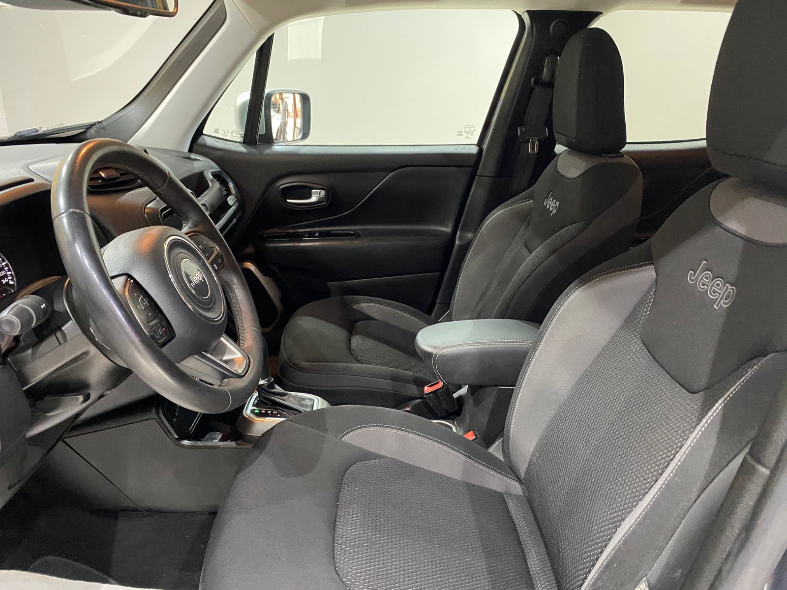 2022 Benzin Otomatik Jeep Renegade Gri Gürel Tasarım Aksesuar Otomotiv San. Tic. Ltd. Şti.