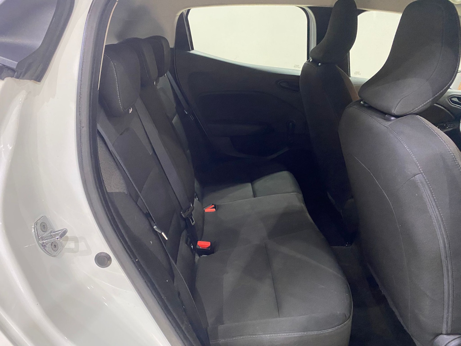 2022 Benzin Otomatik Renault Clio Beyaz Gürel Tasarım Aksesuar Otomotiv San. Tic. Ltd. Şti.