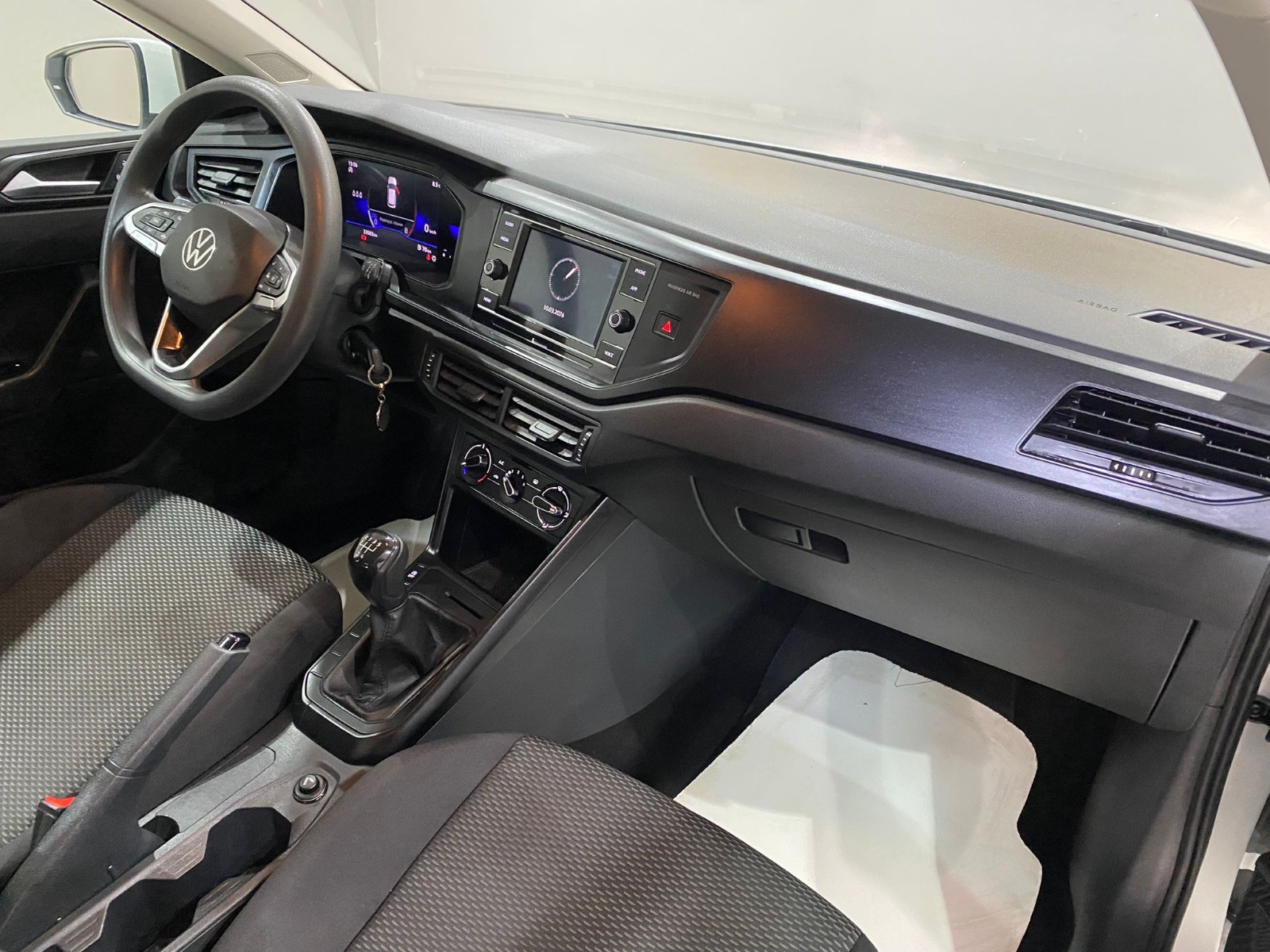 2023 Benzin Manuel Volkswagen Polo Beyaz Gürel Tasarım Aksesuar Otomotiv San. Tic. Ltd. Şti.