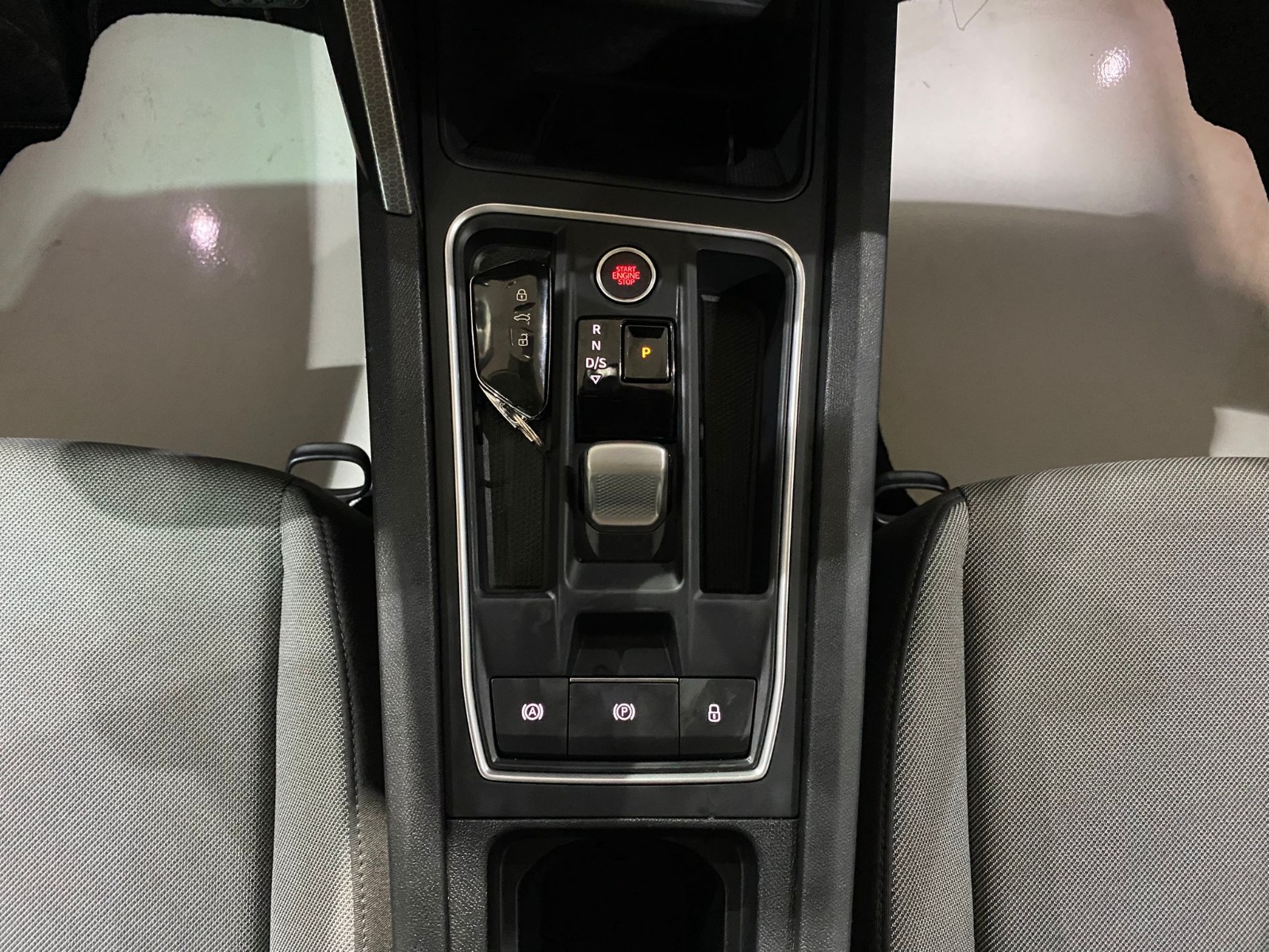 2024 MHEV Otomatik Seat Leon Beyaz Gürel Tasarım Aksesuar Otomotiv San. Tic. Ltd. Şti.