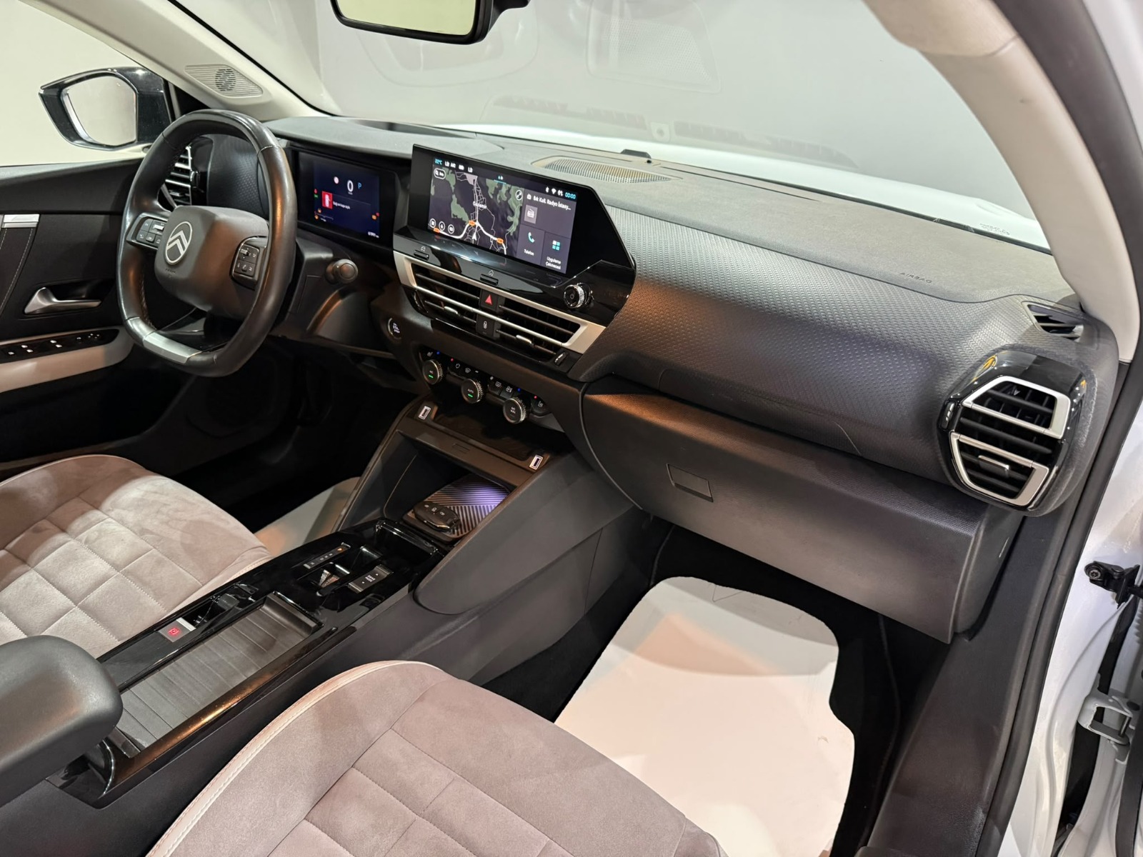 2024 Benzin Otomatik Citroen C4 X  Beyaz Gürel Tasarım Aksesuar Otomotiv San. Tic. Ltd. Şti.