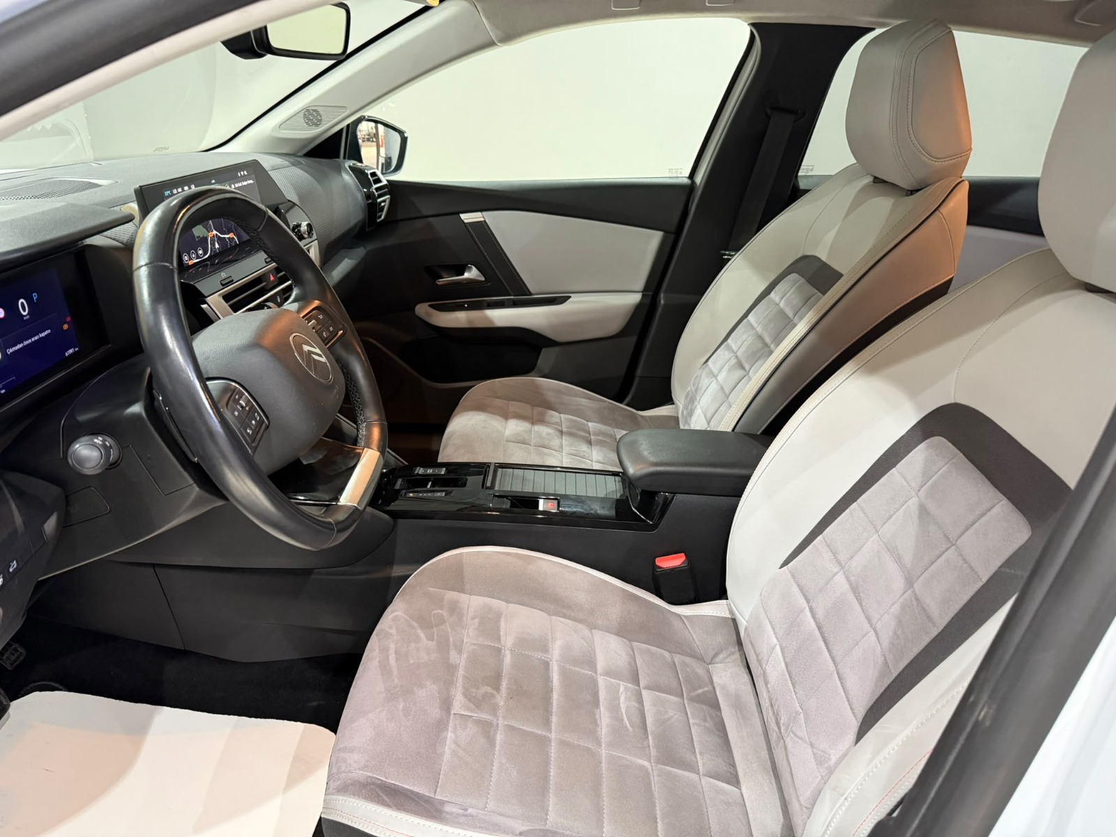2024 Benzin Otomatik Citroen C4 X  Beyaz Gürel Tasarım Aksesuar Otomotiv San. Tic. Ltd. Şti.