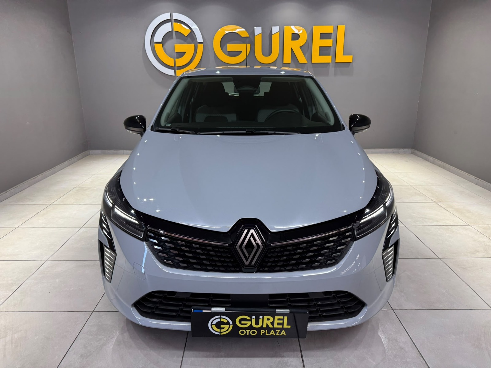 2026 Benzin Otomatik Renault Clio Gri Gürel Tasarım Aksesuar Otomotiv San. Tic. Ltd. Şti.