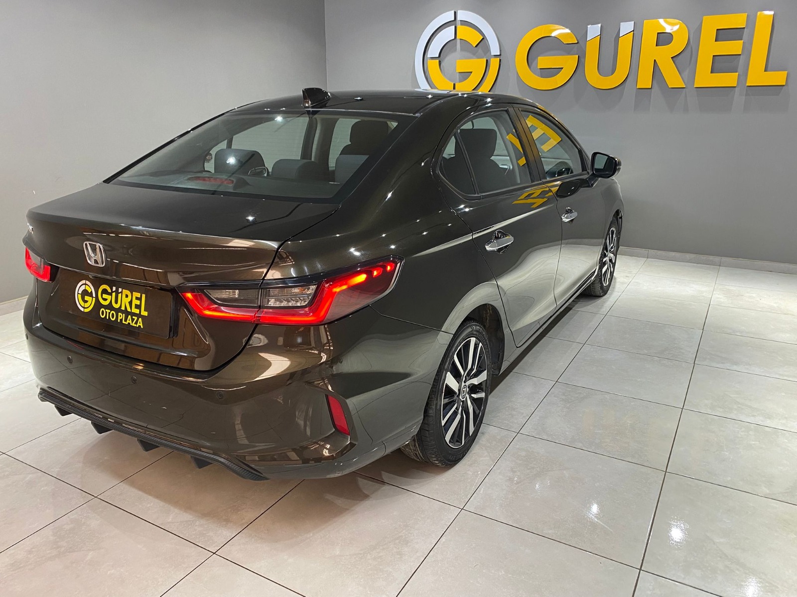 2022 Benzin Otomatik Honda City Kahverengi Gürel Tasarım Aksesuar Otomotiv San. Tic. Ltd. Şti.