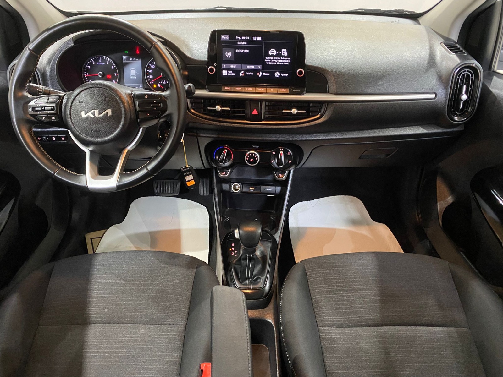 2023 Benzin Otomatik Kia Picanto Beyaz Gürel Tasarım Aksesuar Otomotiv San. Tic. Ltd. Şti.