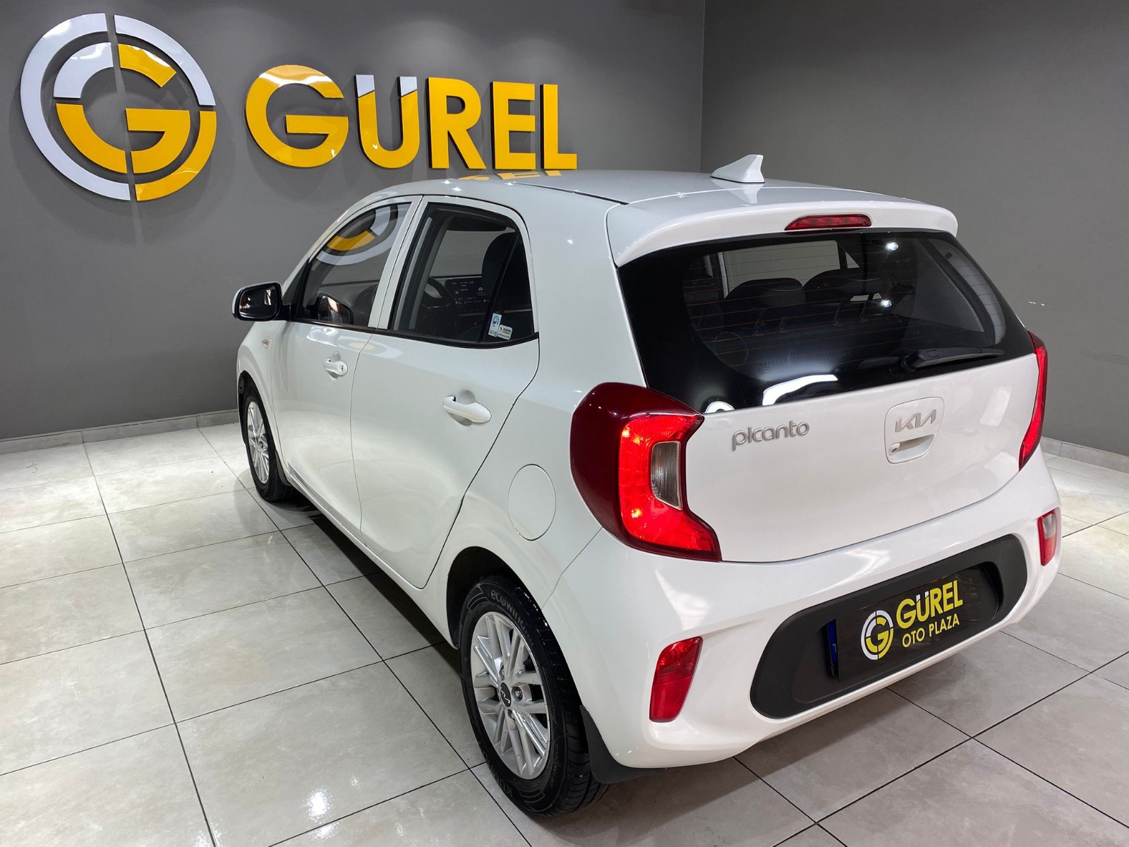 2023 Benzin Otomatik Kia Picanto Beyaz Gürel Tasarım Aksesuar Otomotiv San. Tic. Ltd. Şti.