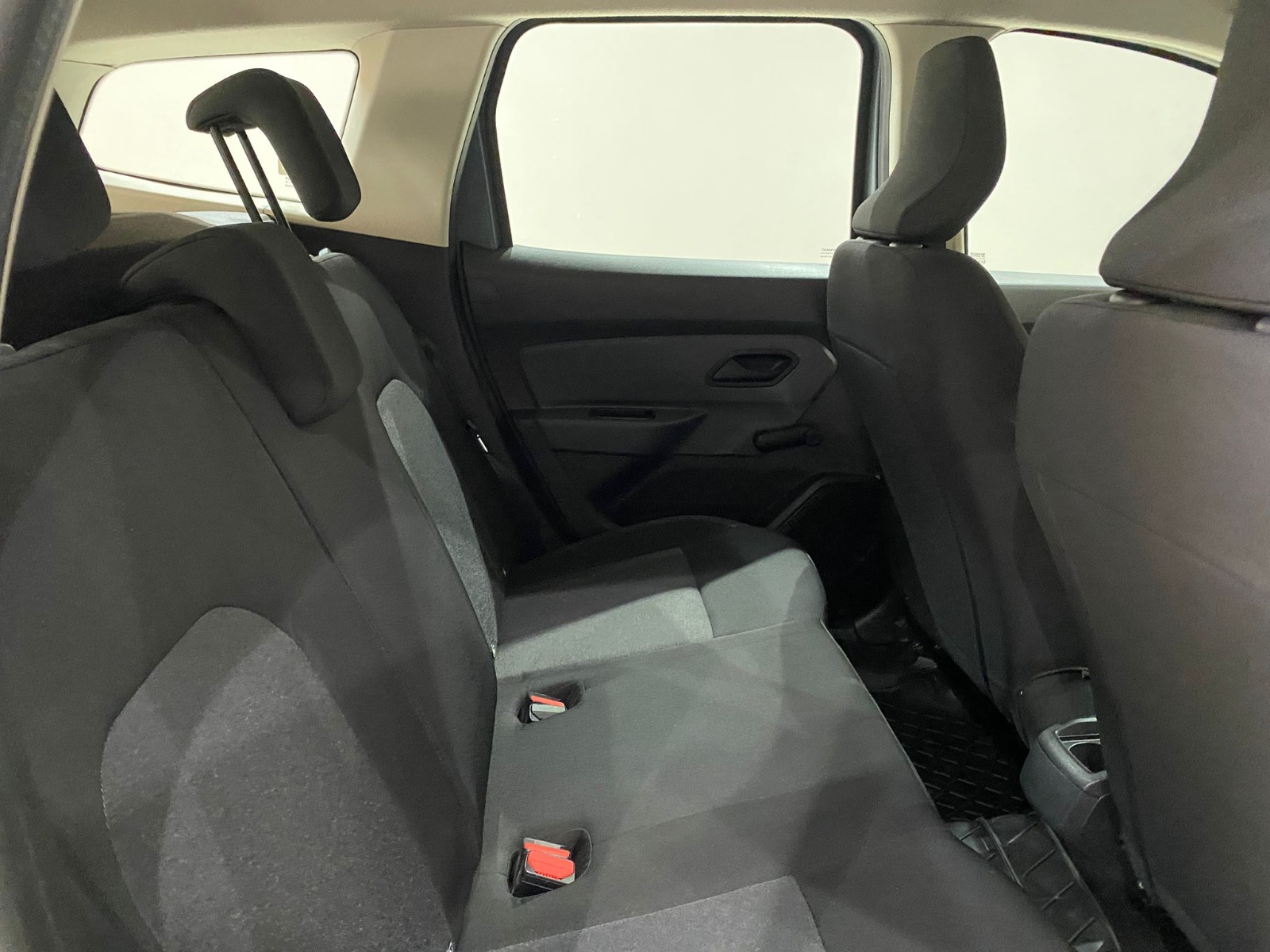 2022 Benzin Manuel Dacia Duster Gri Gürel Tasarım Aksesuar Otomotiv San. Tic. Ltd. Şti.