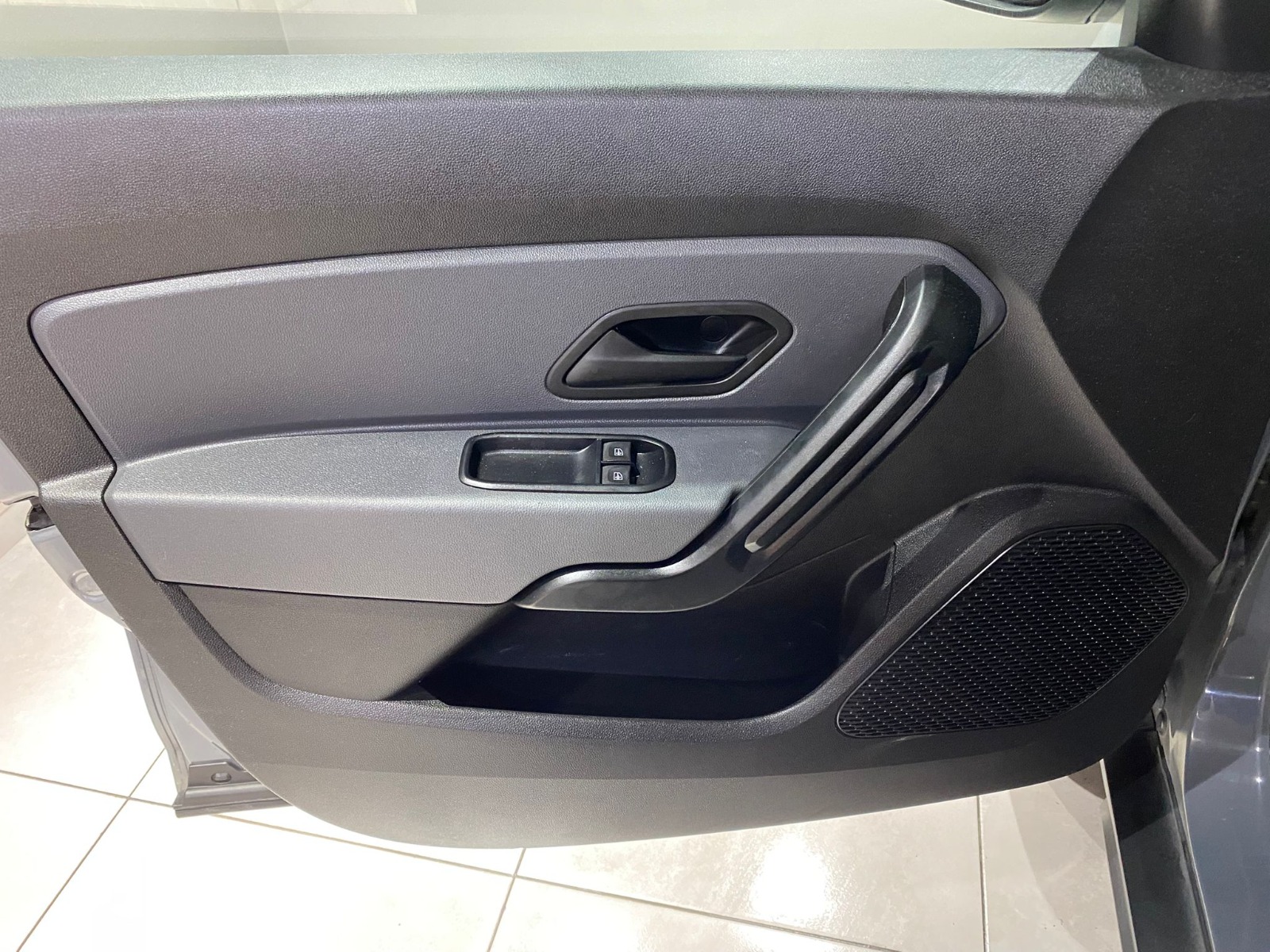 2022 Benzin Manuel Dacia Duster Gri Gürel Tasarım Aksesuar Otomotiv San. Tic. Ltd. Şti.