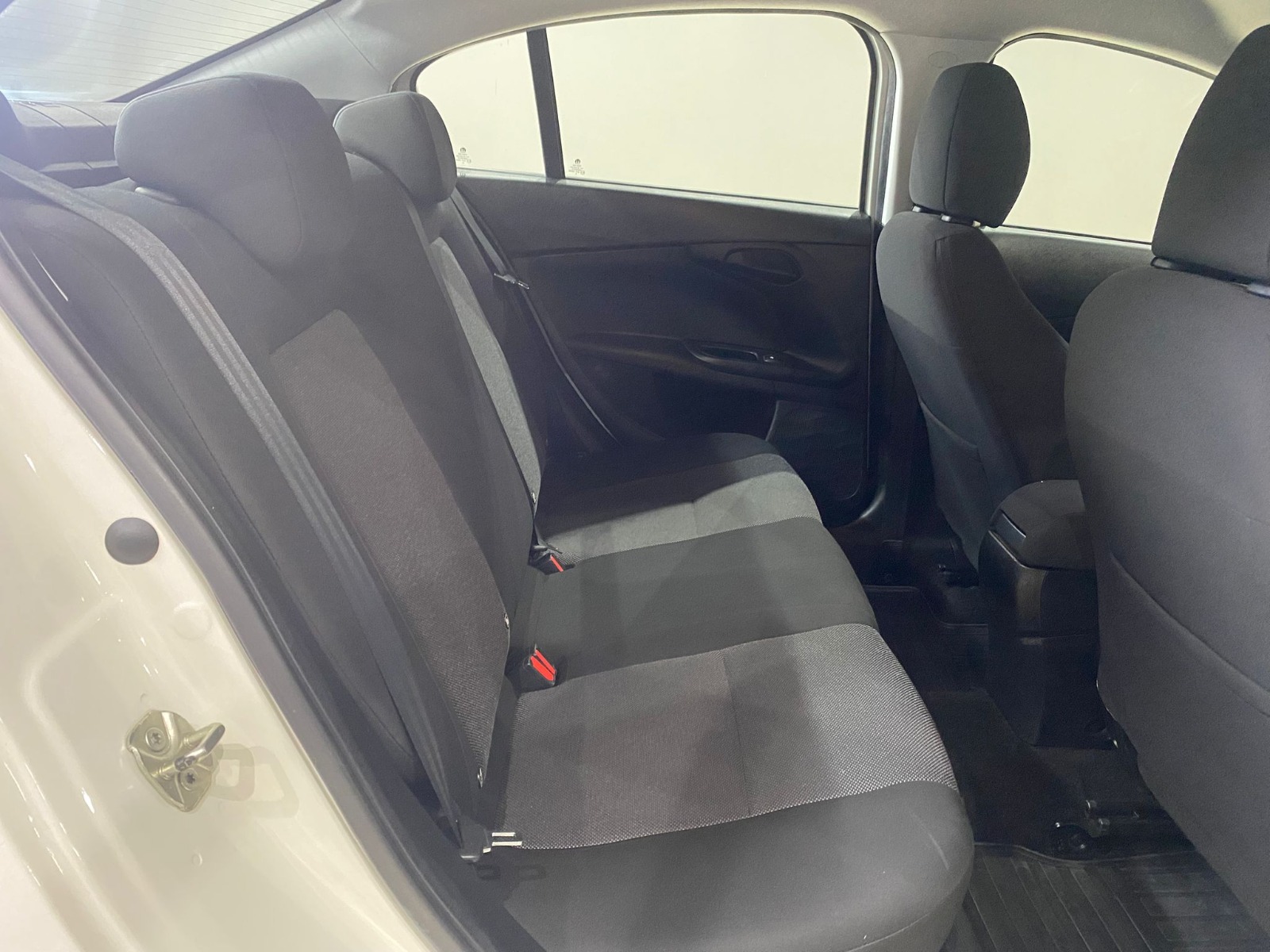 2022 Dizel Manuel Fiat Egea Beyaz Gürel Tasarım Aksesuar Otomotiv San. Tic. Ltd. Şti.