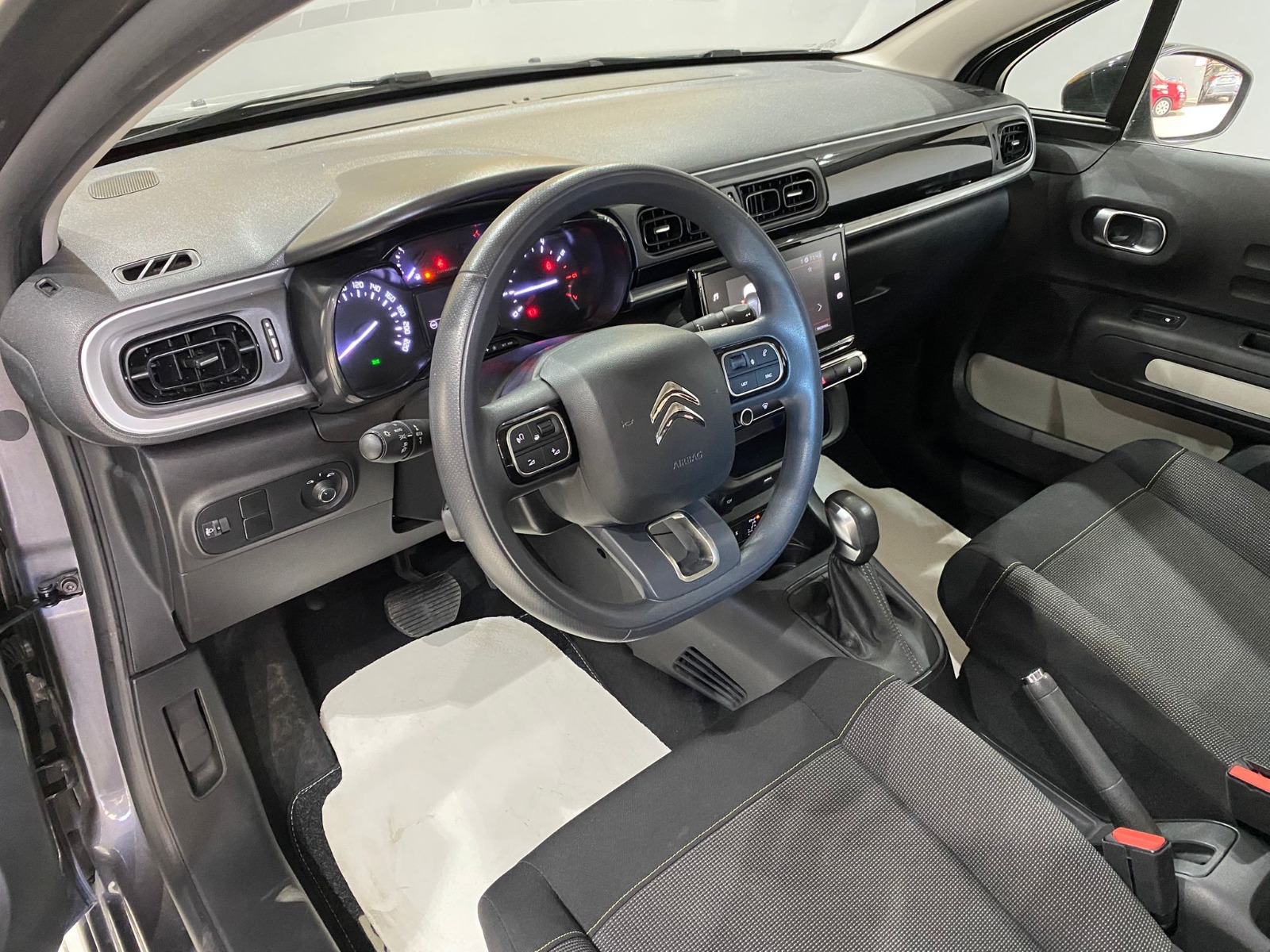 2024 Benzin Otomatik Citroen C3 Gri Gürel Tasarım Aksesuar Otomotiv San. Tic. Ltd. Şti.
