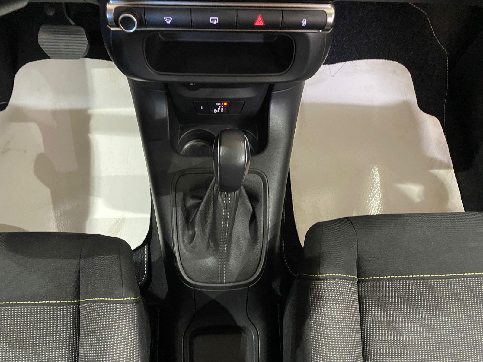 2024 Benzin Otomatik Citroen C3 Gri Gürel Tasarım Aksesuar Otomotiv San. Tic. Ltd. Şti.