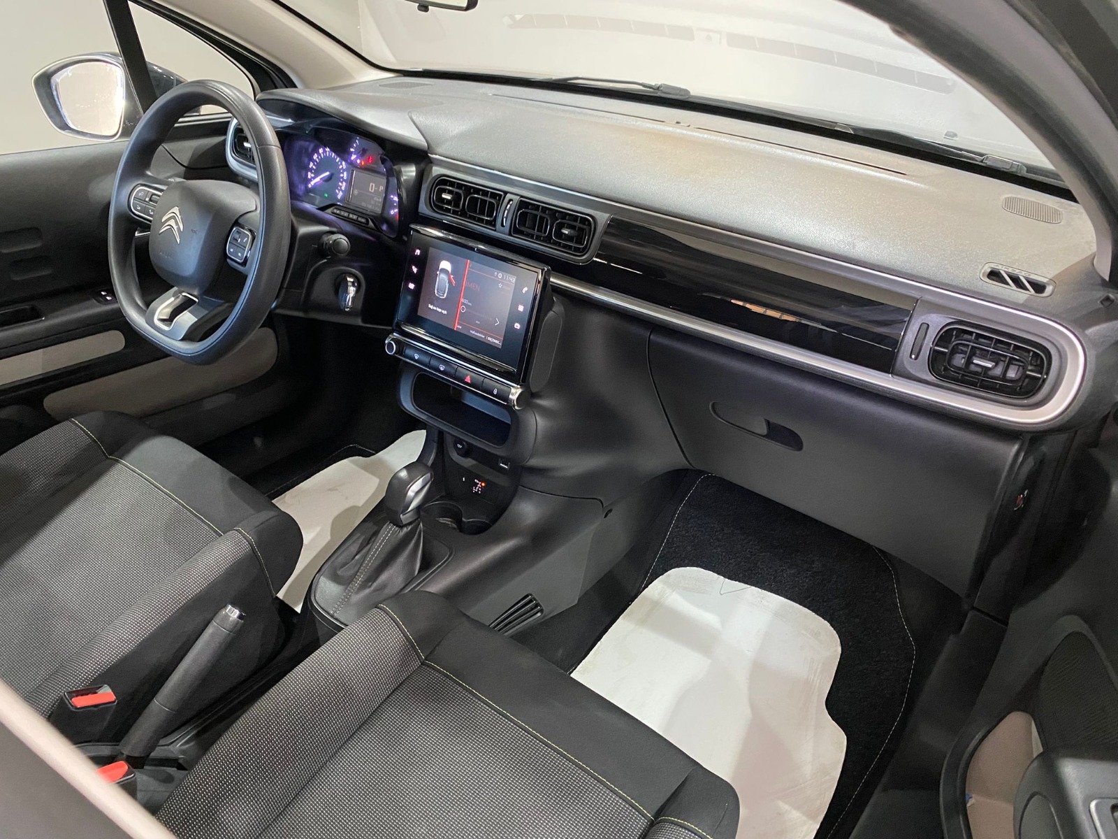 2024 Benzin Otomatik Citroen C3 Gri Gürel Tasarım Aksesuar Otomotiv San. Tic. Ltd. Şti.
