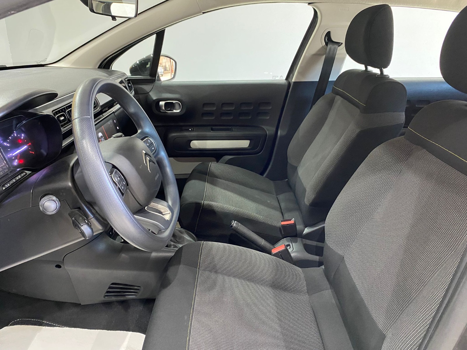 2024 Benzin Otomatik Citroen C3 Gri Gürel Tasarım Aksesuar Otomotiv San. Tic. Ltd. Şti.