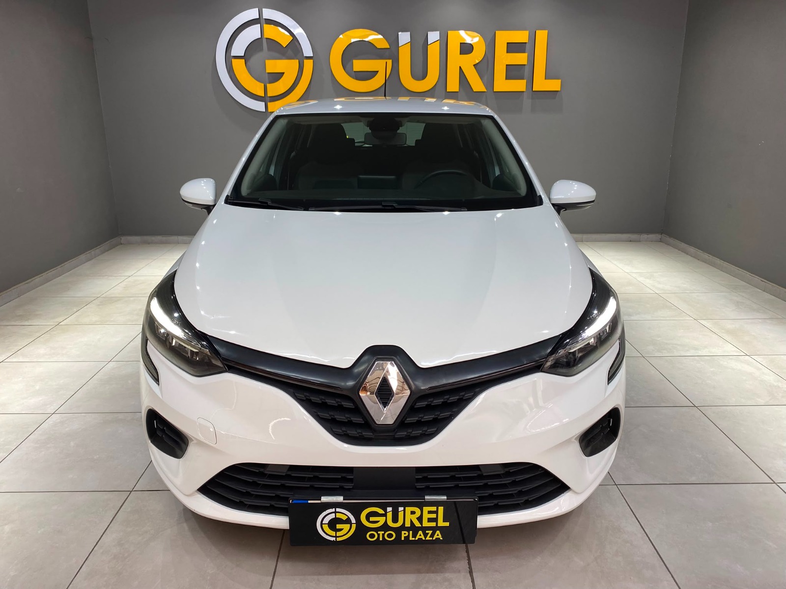 2021 Benzin Otomatik Renault Clio Beyaz Gürel Tasarım Aksesuar Otomotiv San. Tic. Ltd. Şti.
