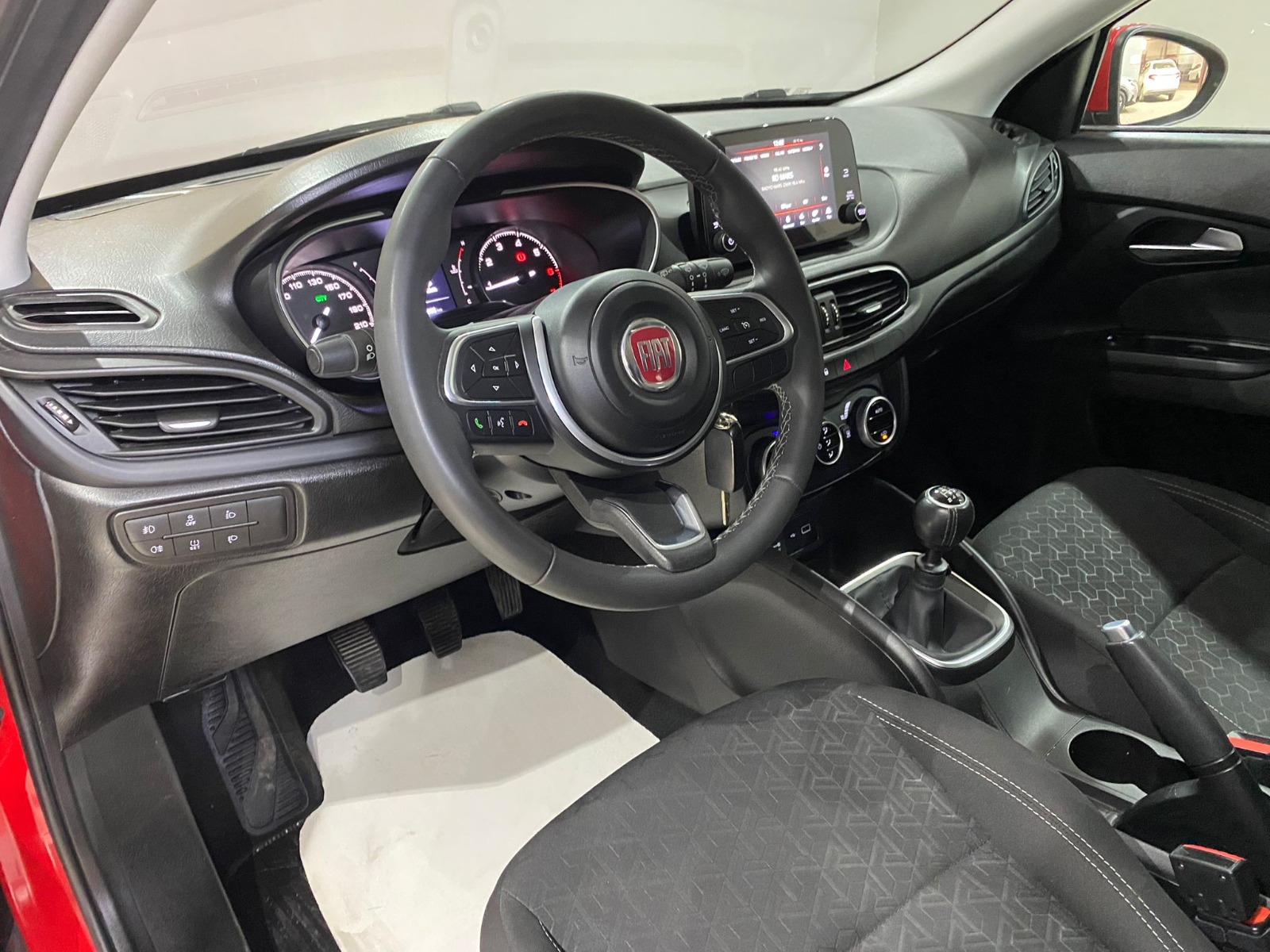 2021 Benzin + LPG Manuel Fiat Egea Kırmızı Gürel Tasarım Aksesuar Otomotiv San. Tic. Ltd. Şti.