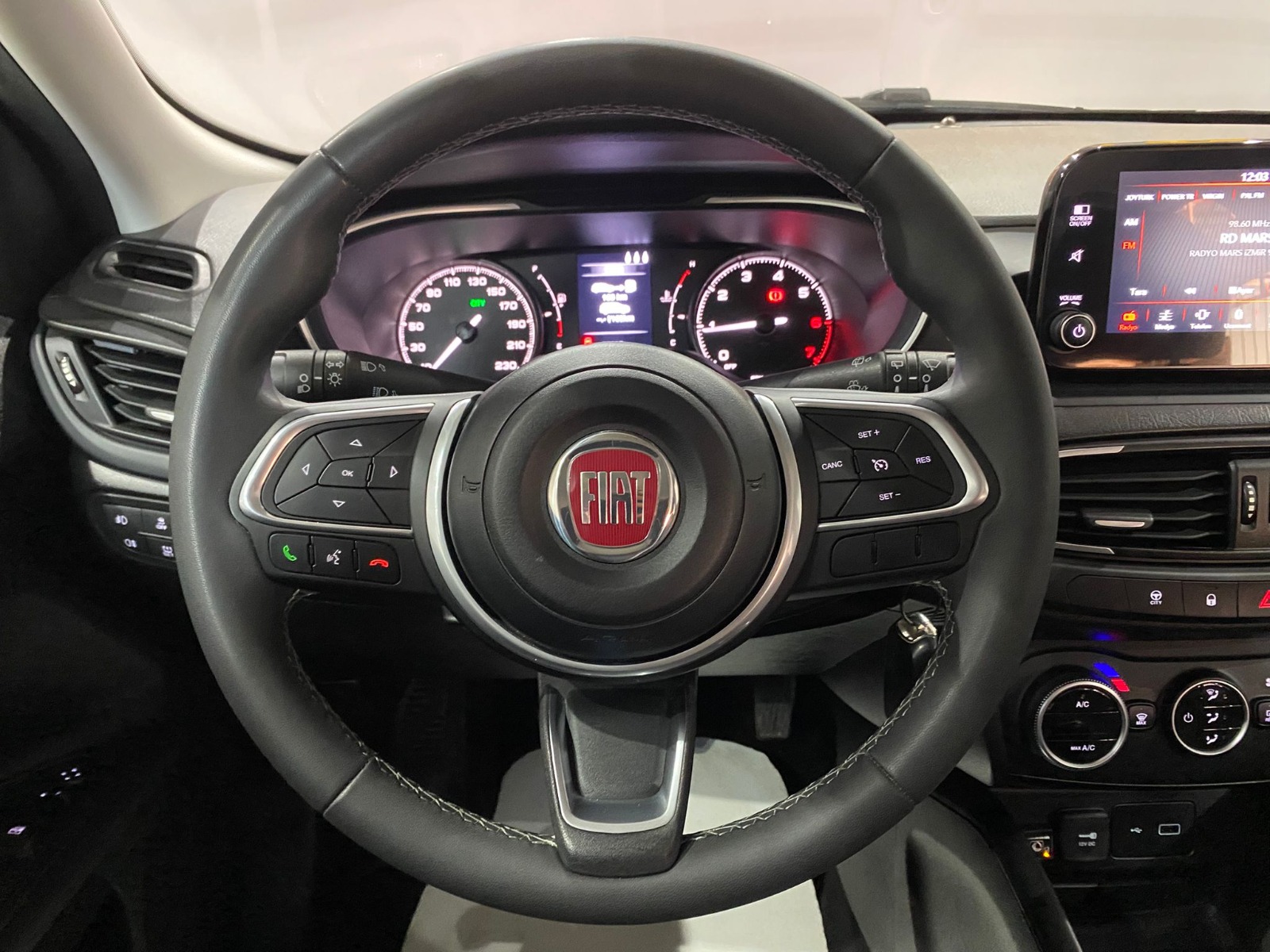 2021 Benzin + LPG Manuel Fiat Egea Kırmızı Gürel Tasarım Aksesuar Otomotiv San. Tic. Ltd. Şti.