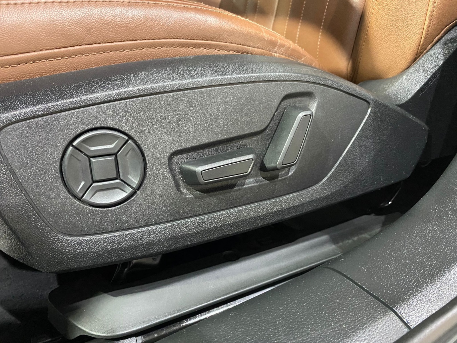 2019 MHEV Otomatik Audi A6 Gri Gürel Tasarım Aksesuar Otomotiv San. Tic. Ltd. Şti.
