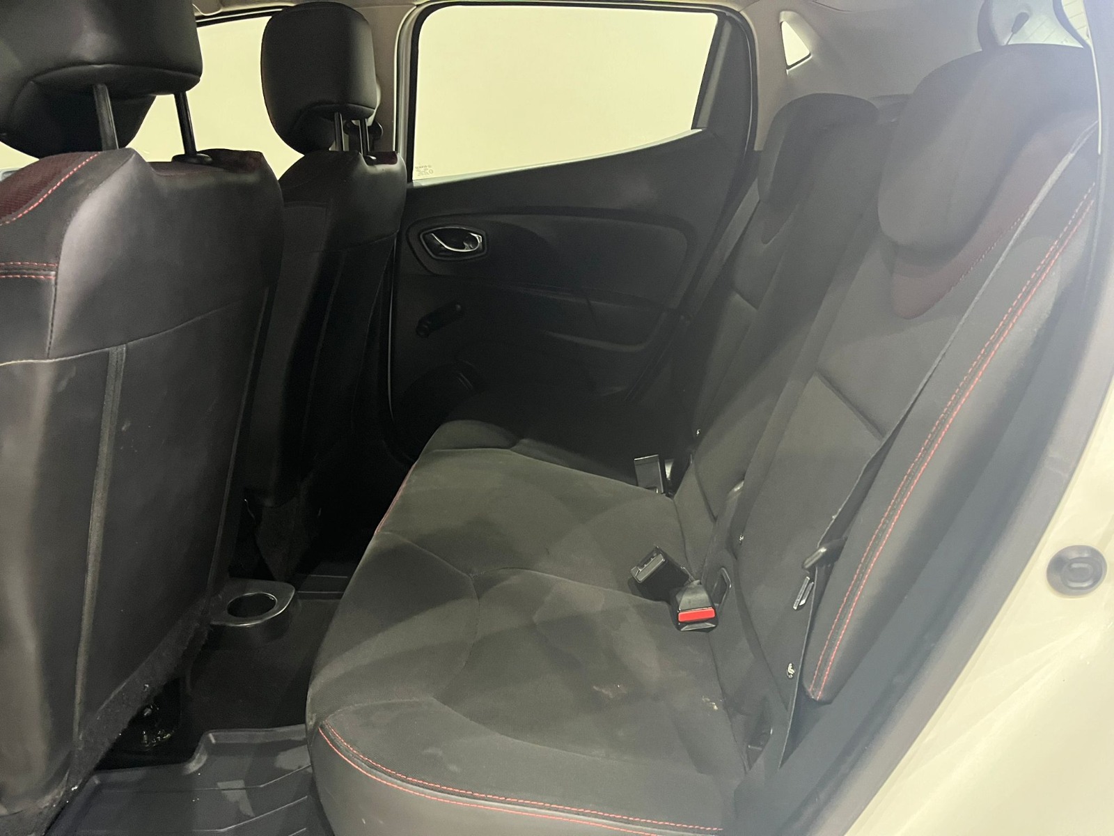 2013 Benzin Manuel Renault Clio Beyaz Gürel Tasarım Aksesuar Otomotiv San. Tic. Ltd. Şti.