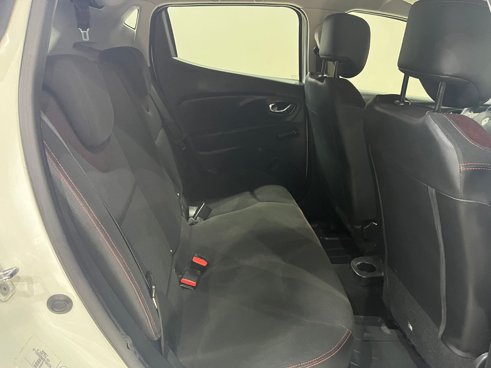 2013 Benzin Manuel Renault Clio Beyaz Gürel Tasarım Aksesuar Otomotiv San. Tic. Ltd. Şti.