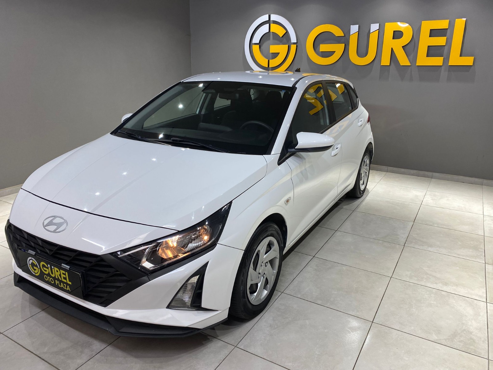 2024 Benzin Otomatik Hyundai i20 Beyaz Gürel Tasarım Aksesuar Otomotiv San. Tic. Ltd. Şti.
