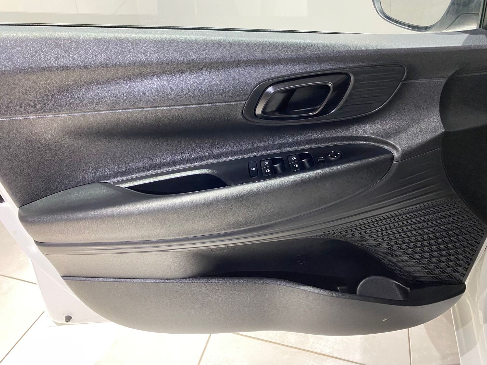 2024 Benzin Otomatik Hyundai i20 Beyaz Gürel Tasarım Aksesuar Otomotiv San. Tic. Ltd. Şti.