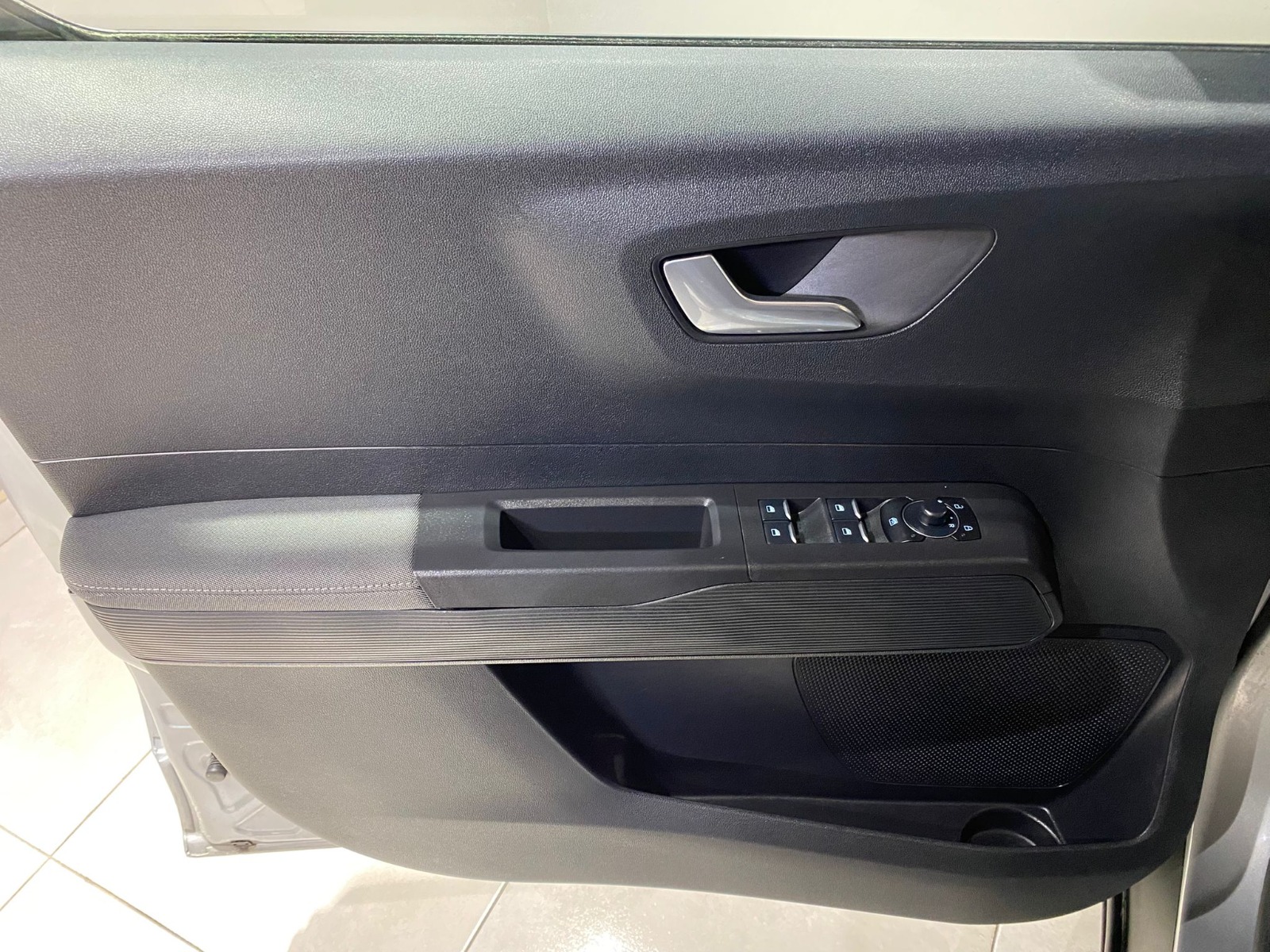 2025 Benzin Otomatik Ford Tourneo Courier Gri Gürel Tasarım Aksesuar Otomotiv San. Tic. Ltd. Şti.