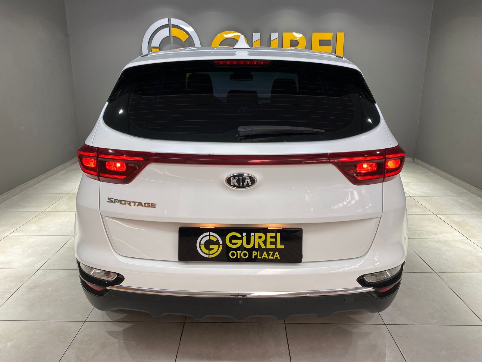 2021 Benzin Manuel Kia Sportage Beyaz Gürel Tasarım Aksesuar Otomotiv San. Tic. Ltd. Şti.