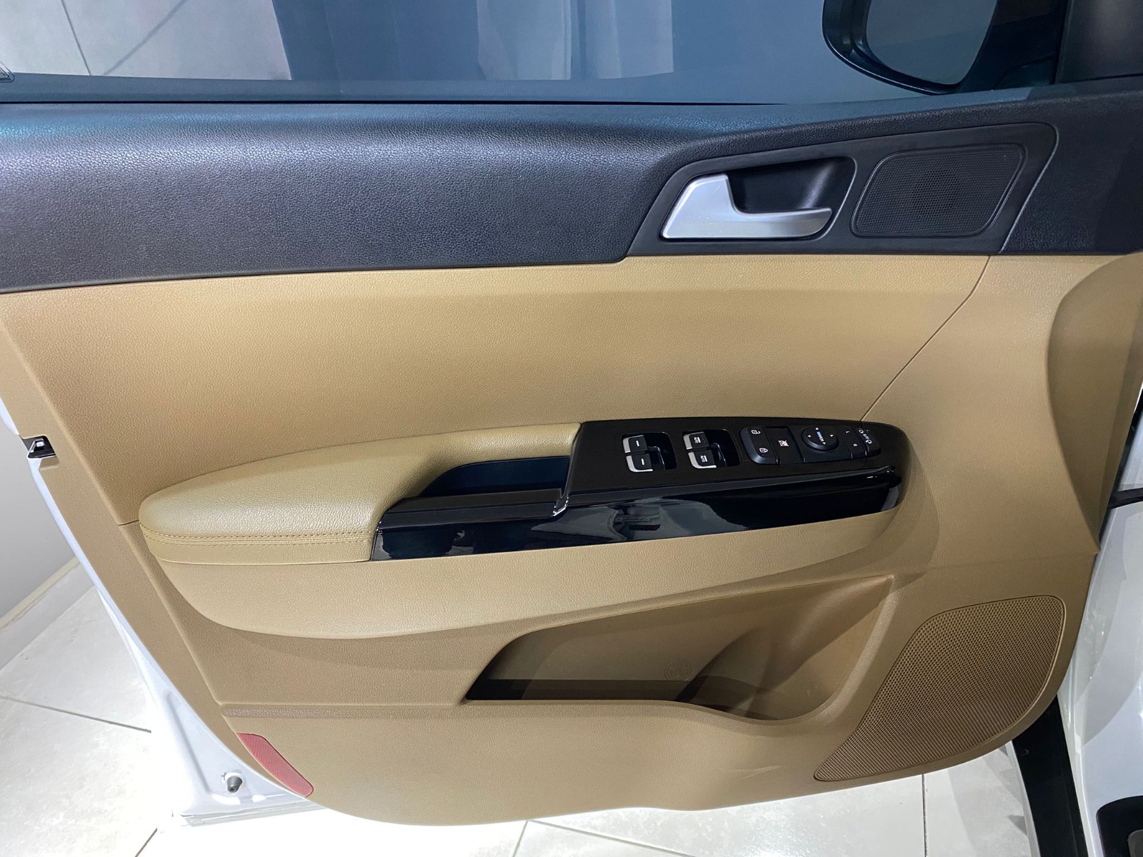 2021 Benzin Manuel Kia Sportage Beyaz Gürel Tasarım Aksesuar Otomotiv San. Tic. Ltd. Şti.
