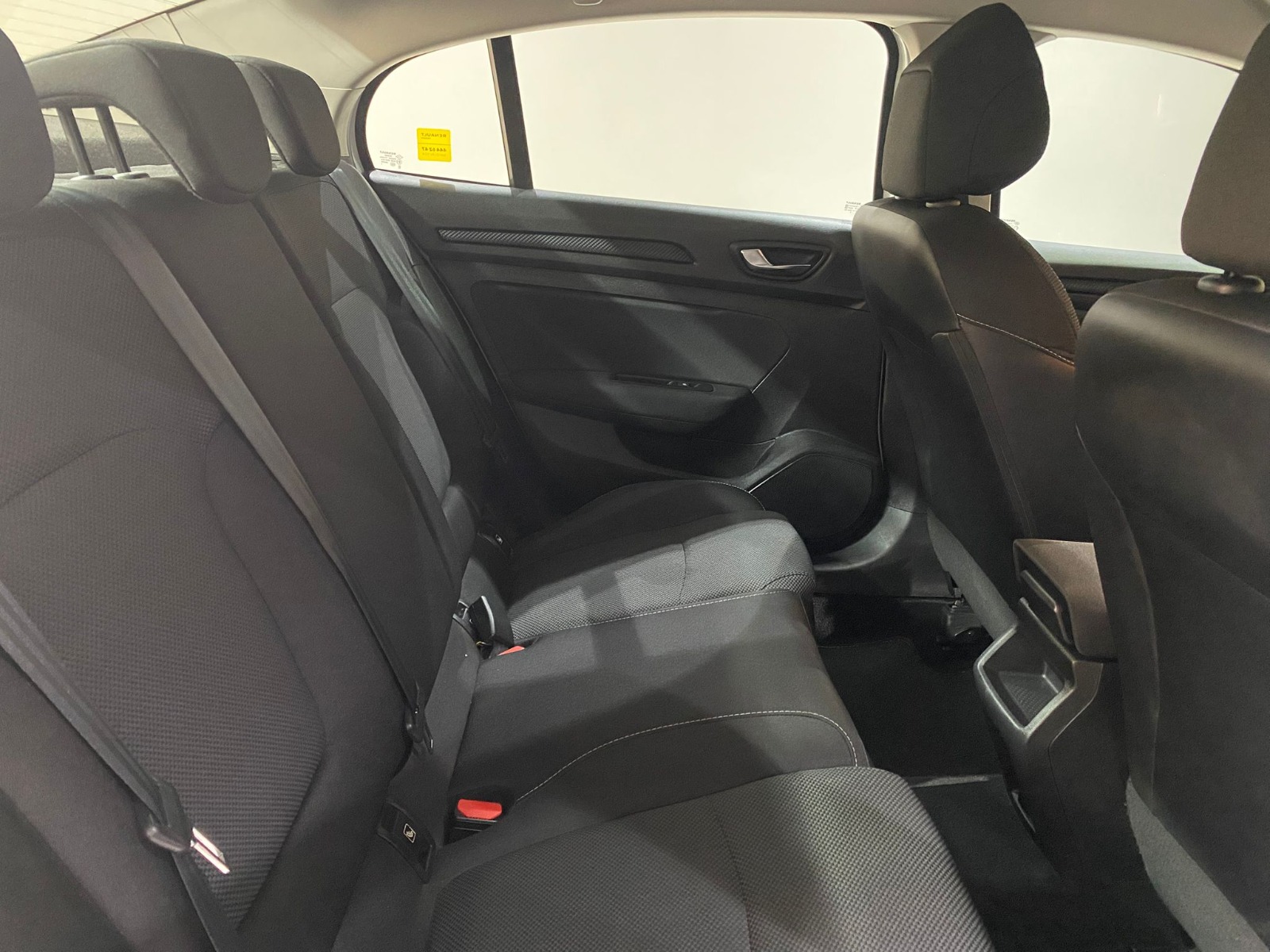 2022 Benzin Otomatik Renault Megane Beyaz Gürel Tasarım Aksesuar Otomotiv San. Tic. Ltd. Şti.