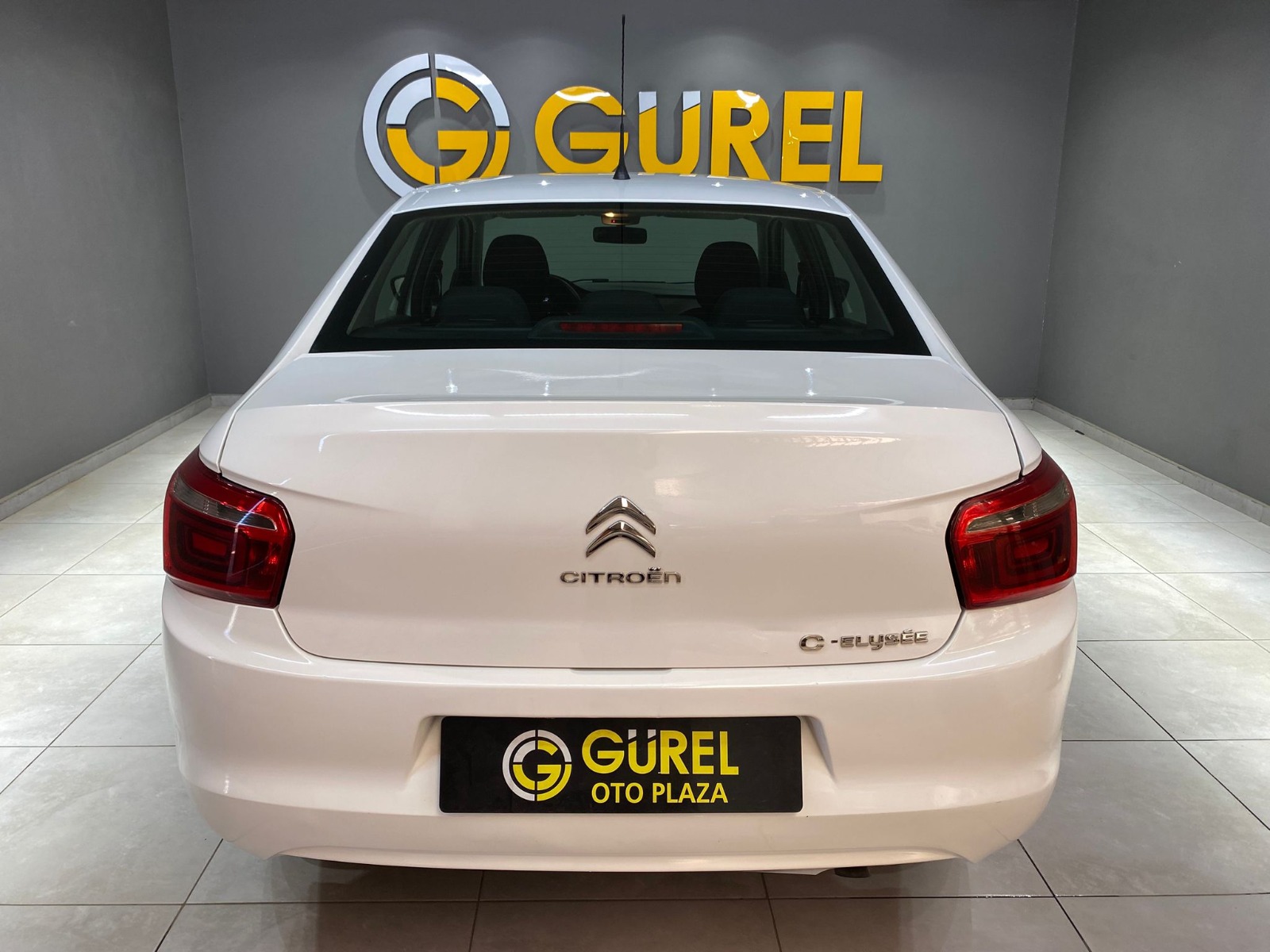 TaksitliOto.Net | 2.El Citroen C-Elysee Sedan 1.5 BlueHDI Feel | Manuel & Dizel | Beyaz | İzmir.2el 2022 Dizel Manuel Citroen C-Elysee Beyaz Gürel Tasarım Aksesuar Otomotiv San. Tic. Ltd. Şti.