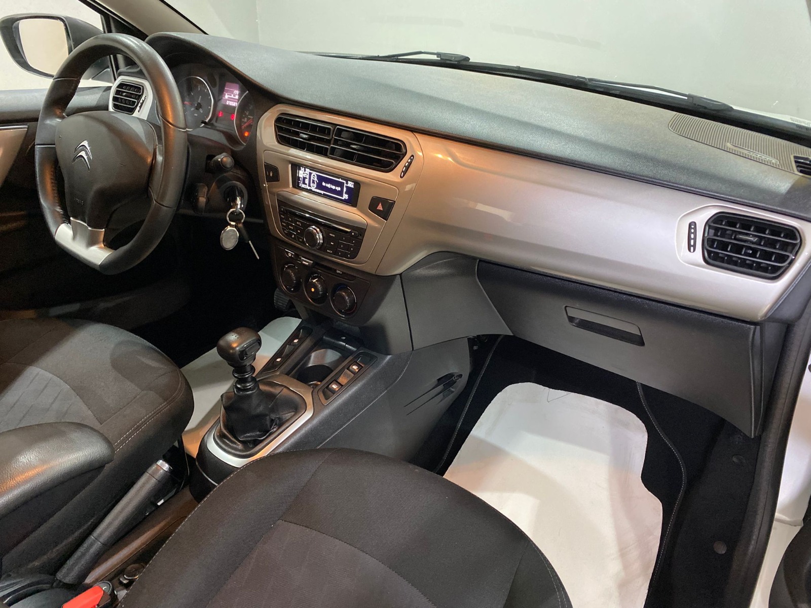 TaksitliOto.Net | 2.El Citroen C-Elysee Sedan 1.5 BlueHDI Feel | Manuel & Dizel | Beyaz | İzmir.2el 2022 Dizel Manuel Citroen C-Elysee Beyaz Gürel Tasarım Aksesuar Otomotiv San. Tic. Ltd. Şti.