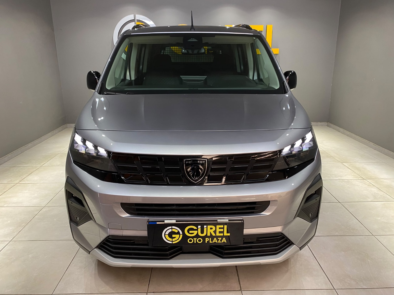 2026 Dizel Otomatik Peugeot Rifter Gri Gürel Tasarım Aksesuar Otomotiv San. Tic. Ltd. Şti.