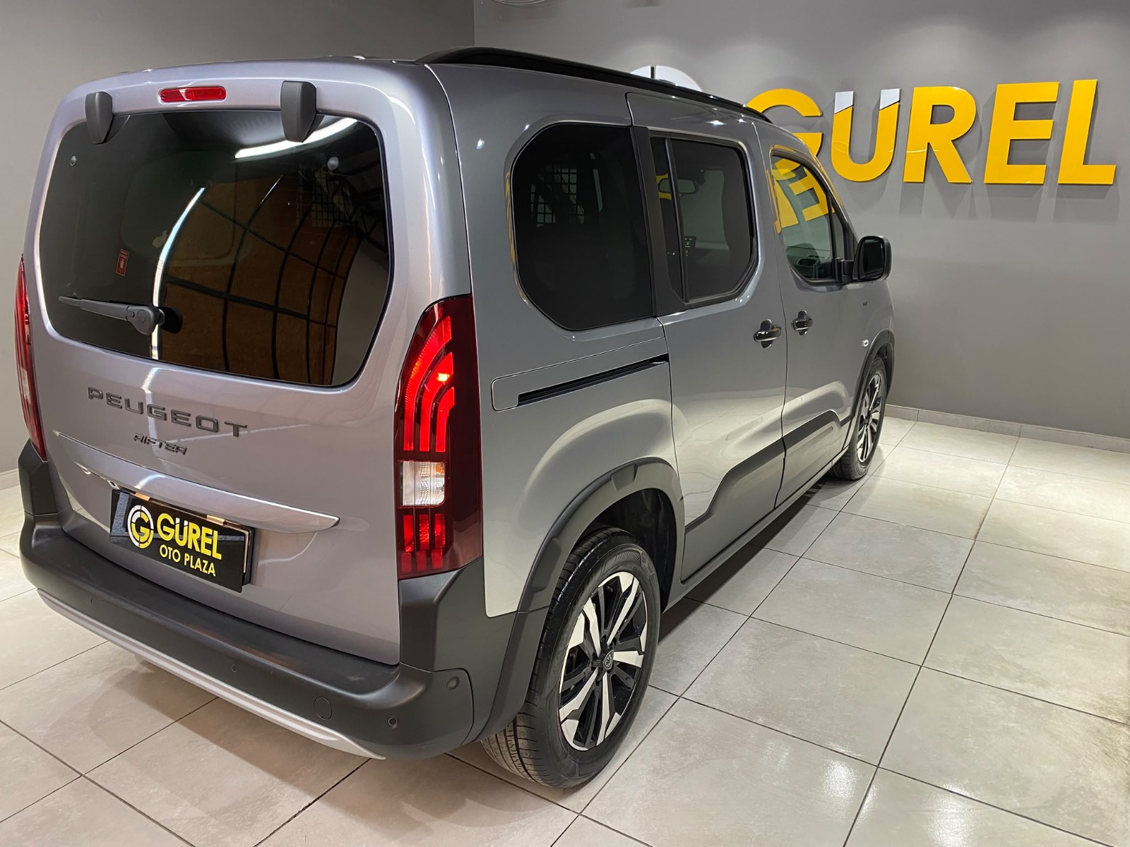 2026 Dizel Otomatik Peugeot Rifter Gri Gürel Tasarım Aksesuar Otomotiv San. Tic. Ltd. Şti.