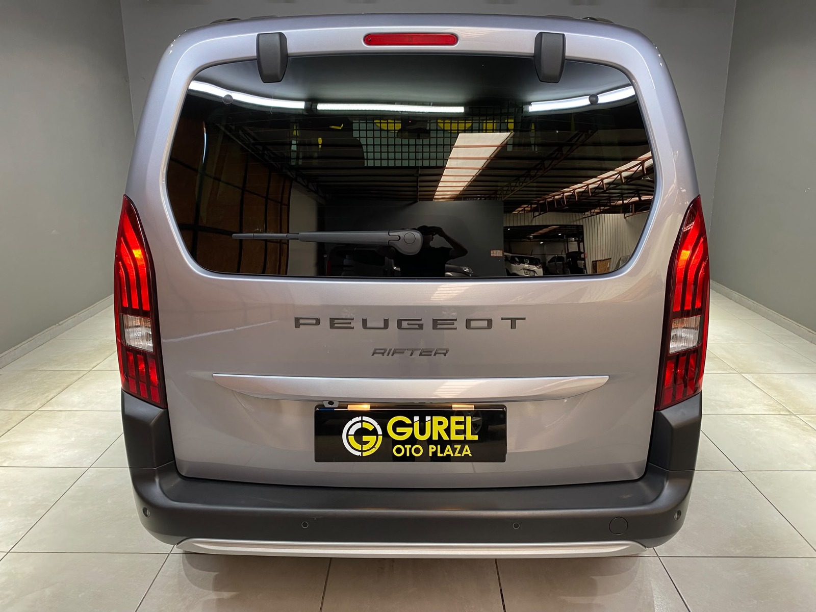 2026 Dizel Otomatik Peugeot Rifter Gri Gürel Tasarım Aksesuar Otomotiv San. Tic. Ltd. Şti.