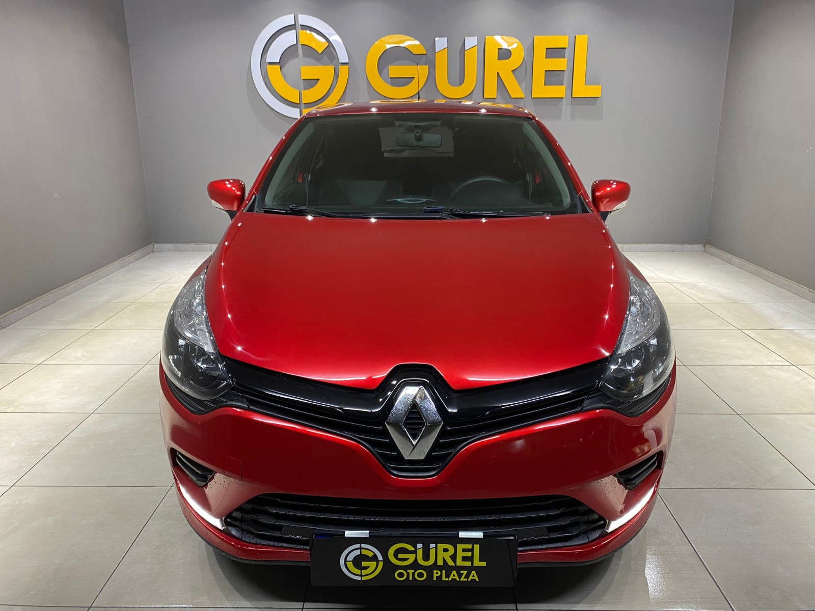 2019 Benzin Manuel Renault Clio Kırmızı Gürel Tasarım Aksesuar Otomotiv San. Tic. Ltd. Şti.