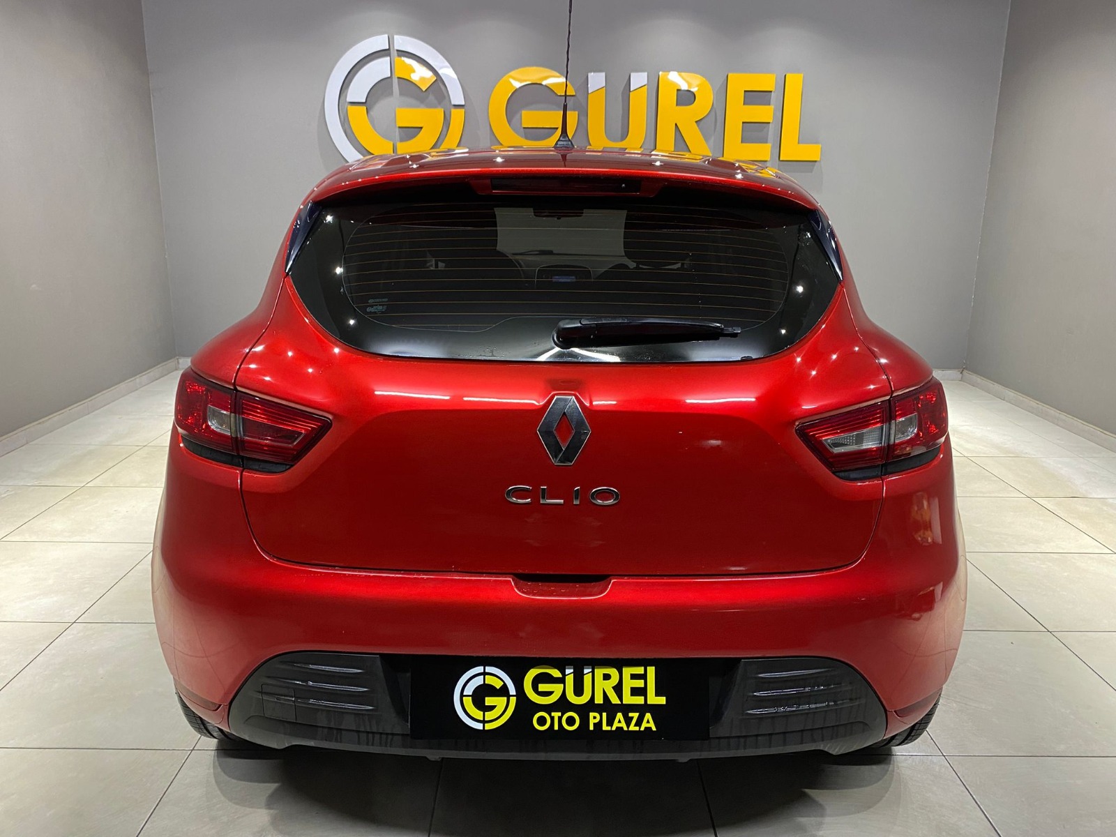 2019 Benzin Manuel Renault Clio Kırmızı Gürel Tasarım Aksesuar Otomotiv San. Tic. Ltd. Şti.