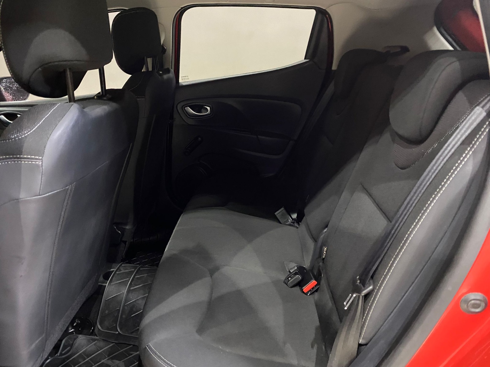 2019 Benzin Manuel Renault Clio Kırmızı Gürel Tasarım Aksesuar Otomotiv San. Tic. Ltd. Şti.