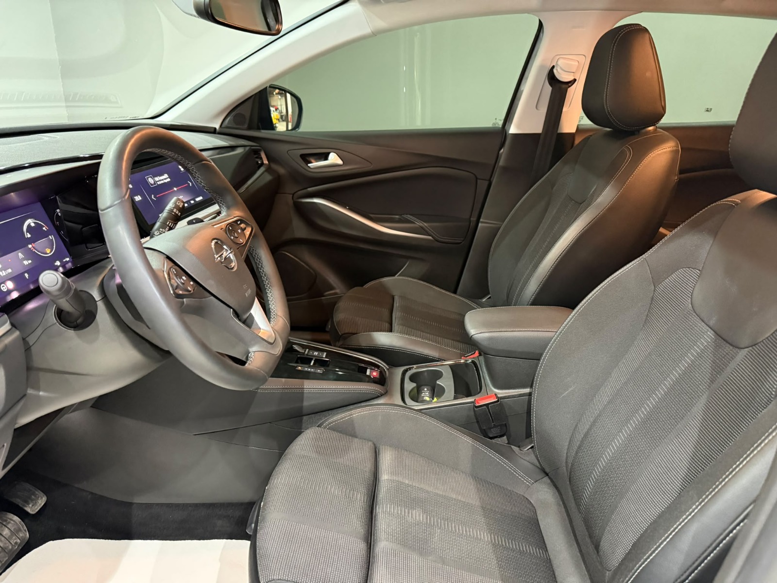 2024 Benzin Otomatik Opel Grandland Gümüş Gri Gürel Tasarım Aksesuar Otomotiv San. Tic. Ltd. Şti.