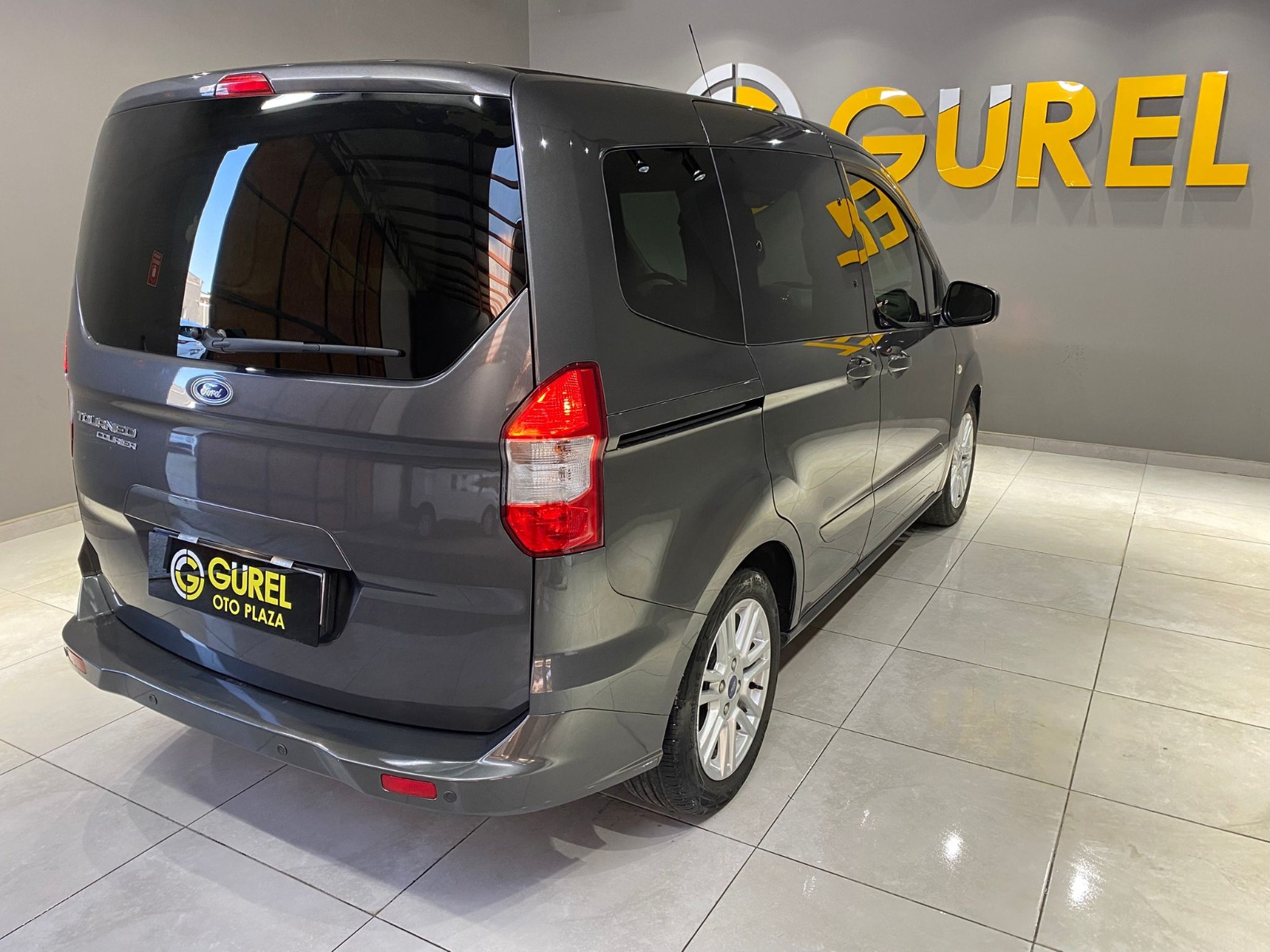 2023 Benzin Manuel Ford Tourneo Courier Gri Gürel Tasarım Aksesuar Otomotiv San. Tic. Ltd. Şti.