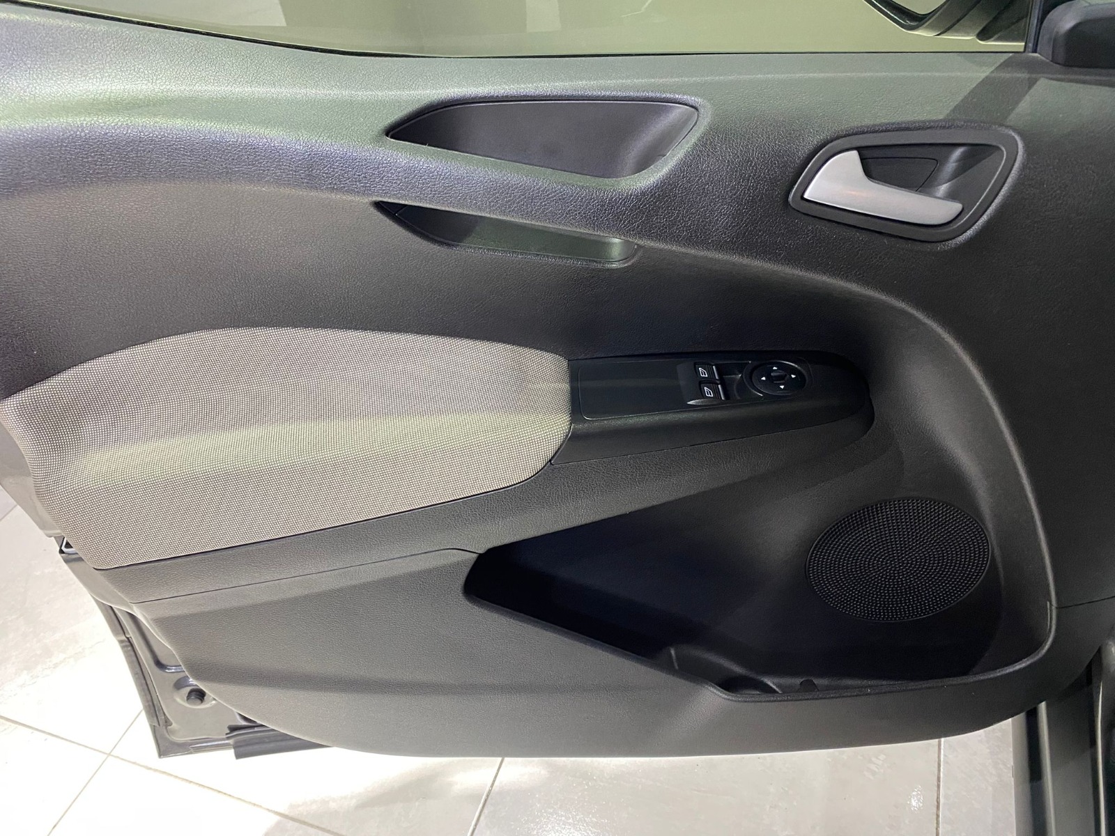 2023 Benzin Manuel Ford Tourneo Courier Gri Gürel Tasarım Aksesuar Otomotiv San. Tic. Ltd. Şti.