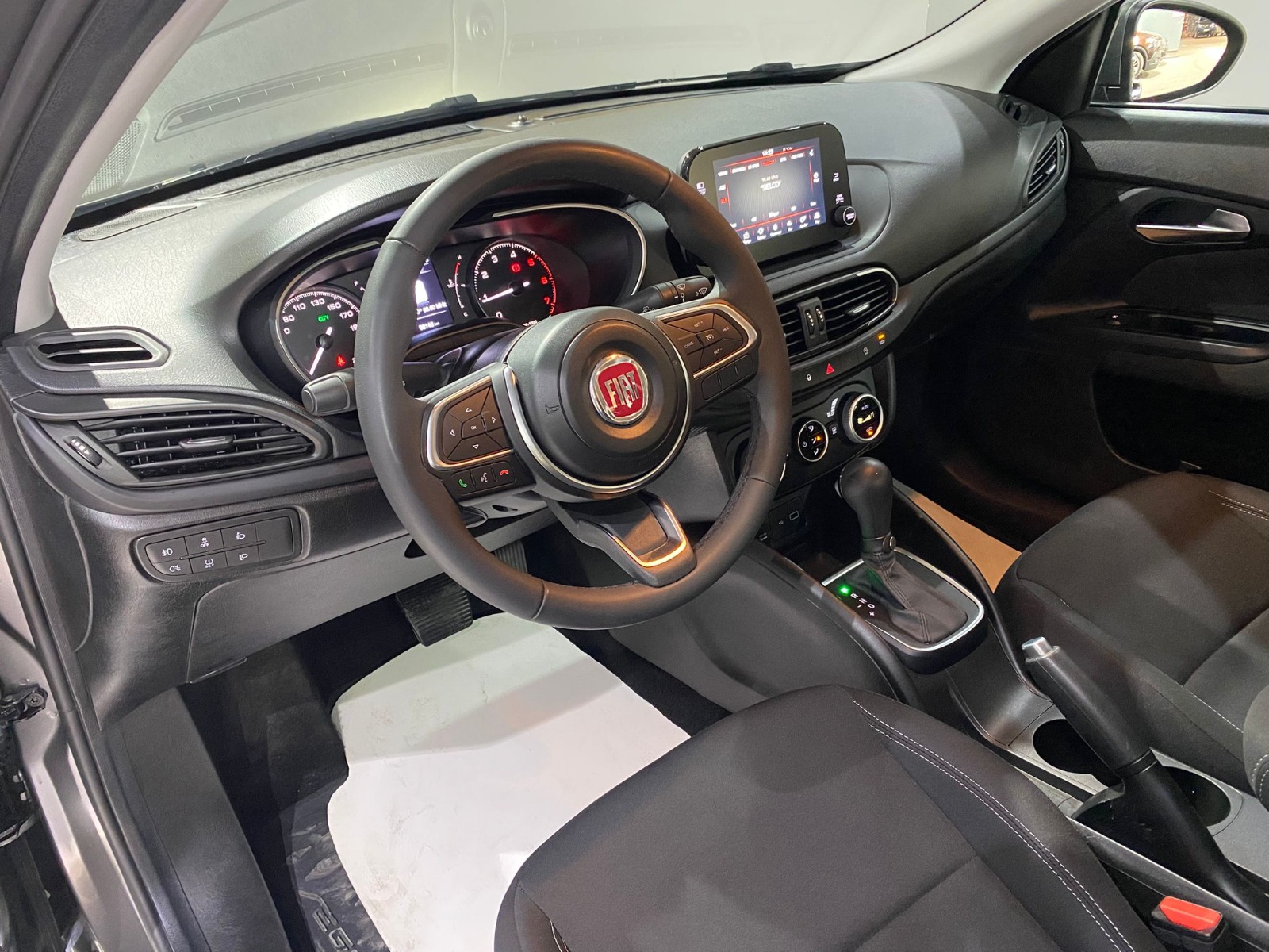 2024 Dizel Otomatik Fiat Egea Gri Gürel Tasarım Aksesuar Otomotiv San. Tic. Ltd. Şti.